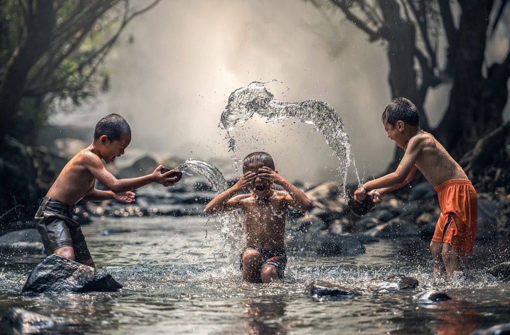 children, river, nature, bathing, bathe, boys, kids, asian, asian boys, fun, happiness, splash, splashing water, childhood, water, indonesian, joy, laugh, outdoors, play, wet, people, playing